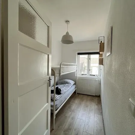 Casa de Férias Heerlijk Vakantiewoning Aan De Kust 26 - Slechts 100 Meter Van Het Strand! *