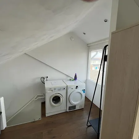 Heerlijk Vakantiewoning Aan De Kust 26 - Slechts 100 Meter Van Het Strand! Casa de Férias Egmond aan Zee