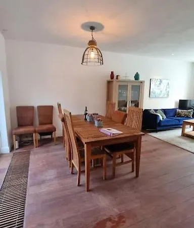 Casa de Férias Heerlijk Vakantiewoning Aan De Kust 26 - Slechts 100 Meter Van Het Strand!