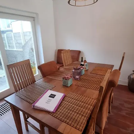 Heerlijk Vakantiewoning Aan De Kust 26 - Slechts 100 Meter Van Het Strand! Casa de Férias *